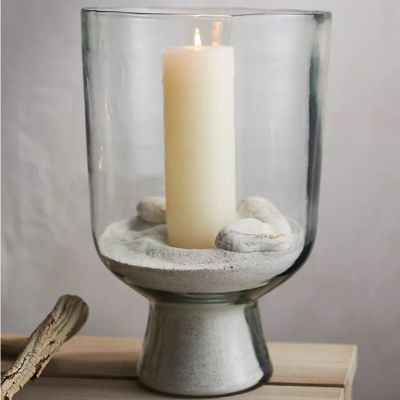 PRICE FIRM✨Massive Glass Hurricane * - Picture 2 of 10